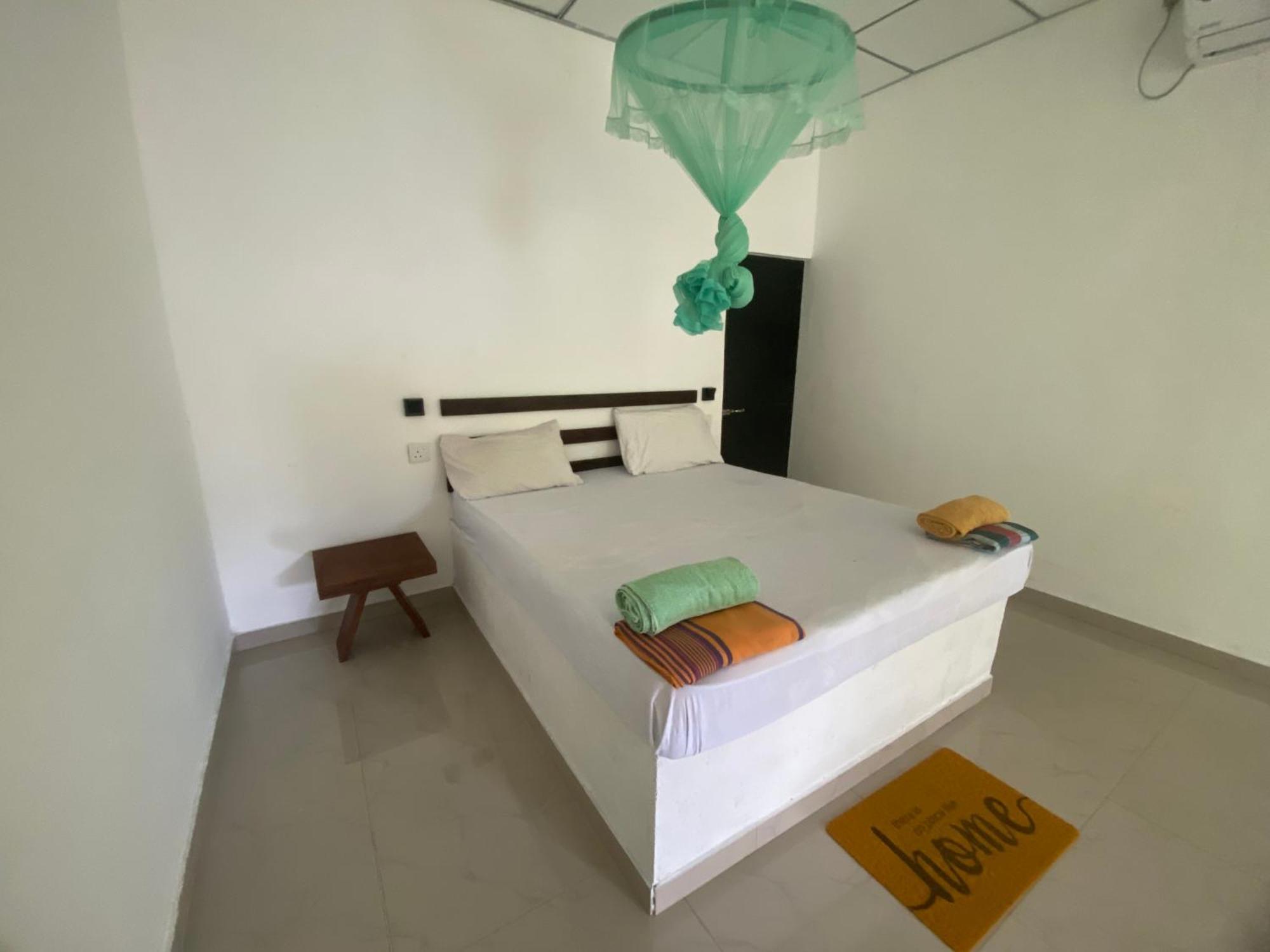 Paramount Safari Cottage Udawalawe Buitenkant foto